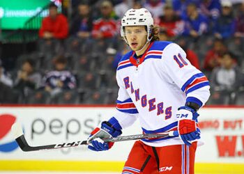 Ассистентский хет-трик Артемия Панарина помог «Рейнджерс» переиграть «Флориду»