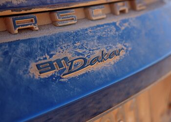 Porsche не поделила с Tata название Safari