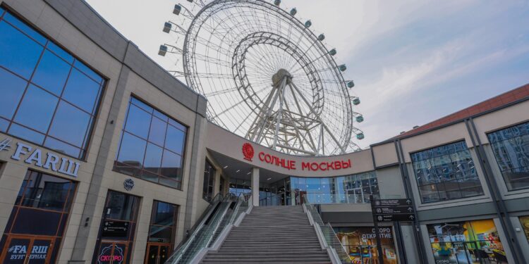Почему Колесо обозрение «Солнце Москвы» считается главной достопримечательностью столицы