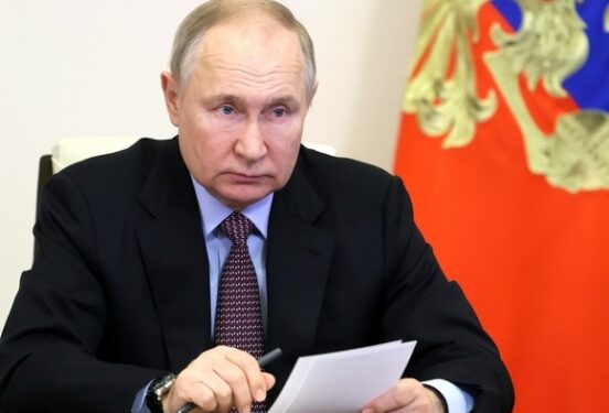 Путин допустил отсрочку от армии для работников ОПК