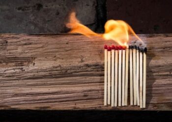 В Братске завели дело после пожара в военкомате