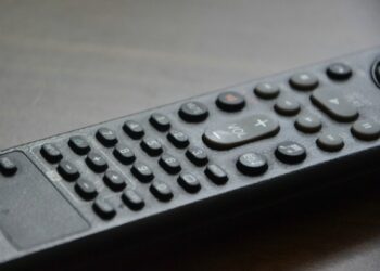 В Крыму и Белгороде в телеэфире показали обращение Зеленского