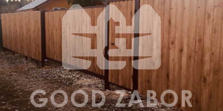 Преимущества деревянного забора