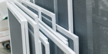 Москитная сетка: способы монтажа