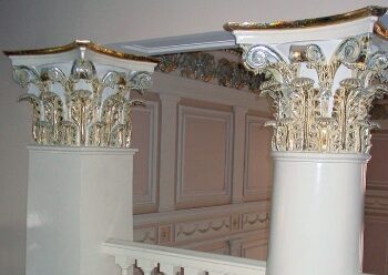 Лепнина в интерьере: в чем ее особенность