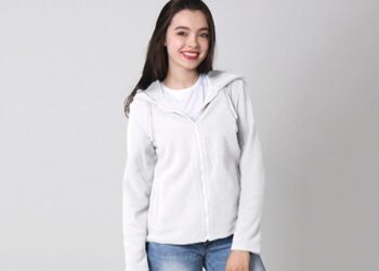 Советы по выбору женской толстовки