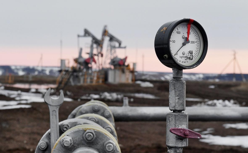 
                    ЕС разъяснил действие потолка цен на нефтепродукты из России

                