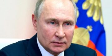 Путин заявил, что России есть чем ответить на поставки танков Украине