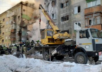 В Новосибирске взорвался газ в пятиэтажке, есть погибшие