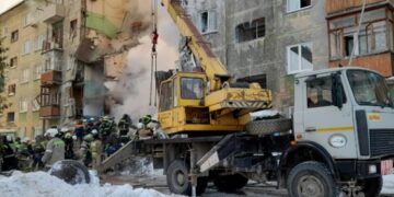 В Новосибирске взорвался газ в пятиэтажке, есть погибшие