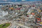 «Взяли документы, собак, попугая и выбежали на улицу». Что известно о землетрясении в Турции 