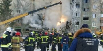 Жертвами взрыва и обрушения дома в Новосибирске стали уже 12 человек