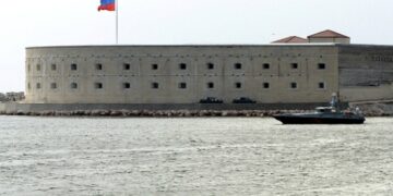 Губернатор Севастополя сообщил об отбитой атаке беспилотников