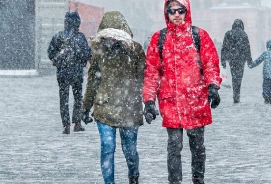 Синоптики предупредили россиян о сильном снеге в начале недели