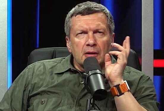 Телеведущий Соловьев попал под обстрел под Угледаром