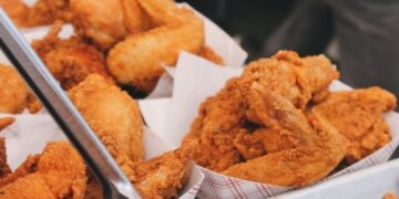 Врач рассказала, можно ли заболеть раком из-за подгоревшей еды