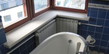 В чем особенность подоконников из искусственного камня?