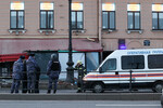 Бомба могла быть в подаренной статуэтке: что известно о взрыве на Васильевском острове 