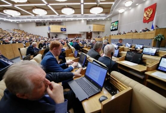 Депутаты Госдумы рассмотрят поправки о пожизненном наказании за госизмену