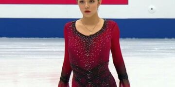 Фигуристка Медведева озвучила причину завершения профессиональной карьеры