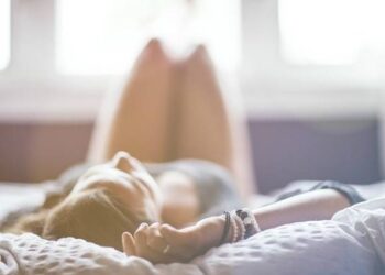 Гинеколог назвала типичные ошибки, из-за которых климакс наступает гораздо быстрее