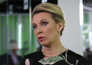 МИД РФ пообещал Польше «жесткий ответ» на захват школы