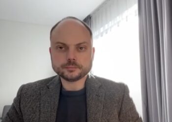 Оппозиционера Кара-Мурзу приговорили к 25 годам колонии