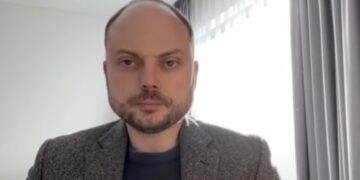 Оппозиционера Кара-Мурзу приговорили к 25 годам колонии