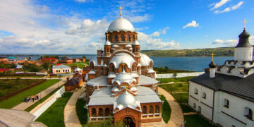 Почему стоит посетить Раифский монастырь и Храм Всех Религий?