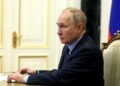 Путин заявил, что Россия не будет уходить на самоизоляцию