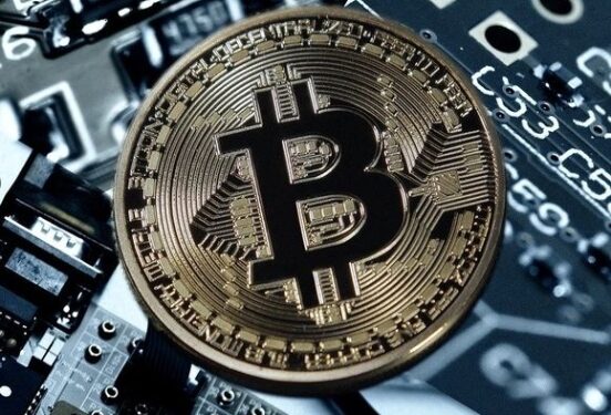 РБК: ФНС «взялась» за криптовалютные доходы россиян