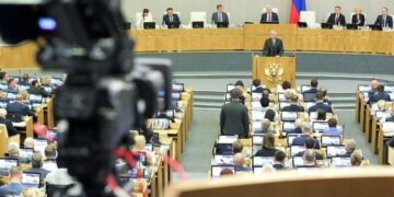 В Госдуме разрабатывают меры против уехавших артистов, которые «действуют против России»