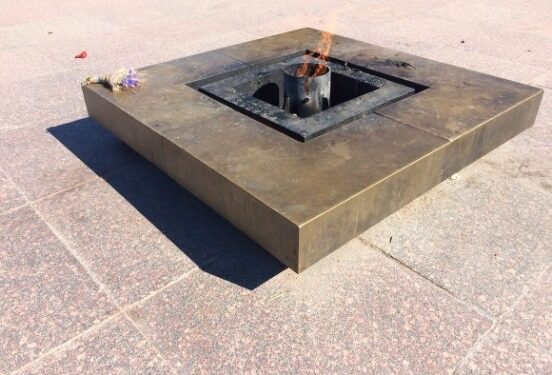 В Волгограде задержали мужчину, прикурившего от Вечного огня