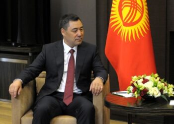 «Ведомости»: Единственным иностранным лидером на параде Победы в Москве может стать президент Киргизии