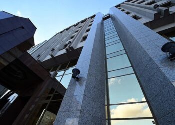 «Деньги осваиваются, а результатов конкретных нет»: в Счетной палате оценили исполнение госпрограмм