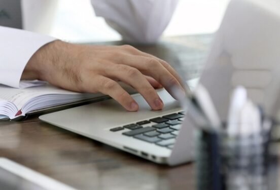 Эксперт увидел демографические риски при введении в России шестидневной рабочей недели