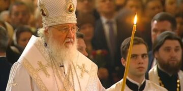 Патриарх Кирилл запретил в служении священника, занимавшегося вопросом передачи «Троицы» РПЦ