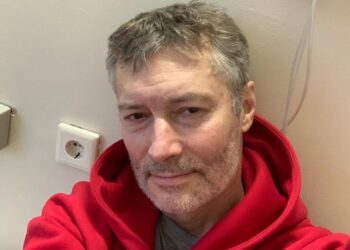 Суд оштрафовал Ройзмана на 260 тыс. рублей за дискредитацию ВС РФ