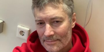 Суд оштрафовал Ройзмана на 260 тыс. рублей за дискредитацию ВС РФ