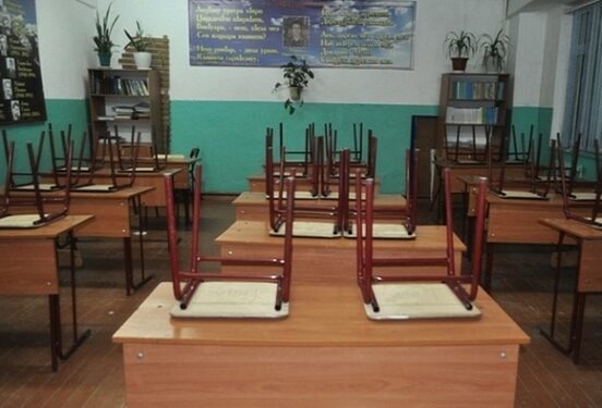 В Госдуме предложили обязать школьников трудиться