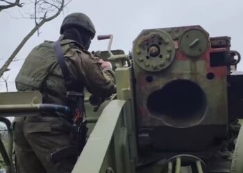 Более 20 добровольческих формирований подписали контракты с Минобороны