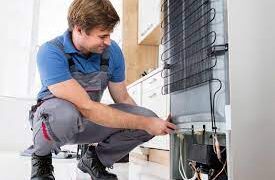 Когда необходим ремонт холодильника и почему лучше доверить специалистам?