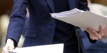 «Коммерсант»: Законопроект о запрете на гендерный переход может быть отправлен на дополнительное согласование