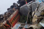 Почти 300 человек погибли, 900 ранены. Что известно о столкновении поездов в Баласоре 