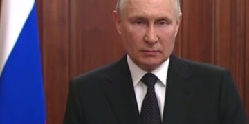 Путин выступил с обращением к россиянам