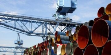 Россия открыла для иностранных судов порт в Якутии