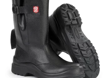 Какой должна быть рабочая обувь