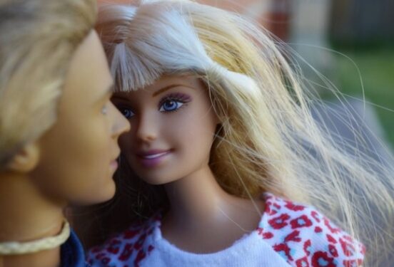 Депутат Госдумы Бутина потребовала запретить Барби