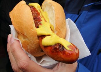 Дерматовенеролог рассказал, какие любимые многими блюда снижают потенцию