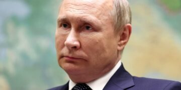 Путин заявил, что ЧВК «Вагнер» не существует юридически